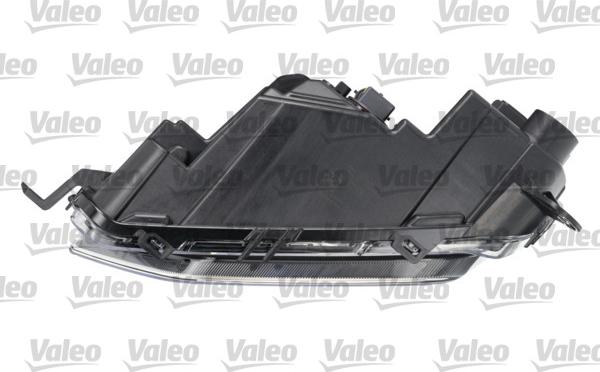 VALEO 047429 - REFLEKTOR PRZECIWMGŁOWY VW POLO VI 06.17-> LE