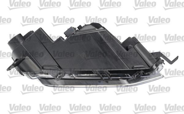 VALEO 047428 - REFLEKTOR PRZECIWMGŁOWY VW POLO VI 06.17-> PR