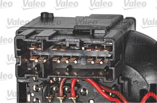 VALEO 251687 - PRZEŁĄCZNIK KIERUNKOWSKAZÓW DOKKER.CAPTURE