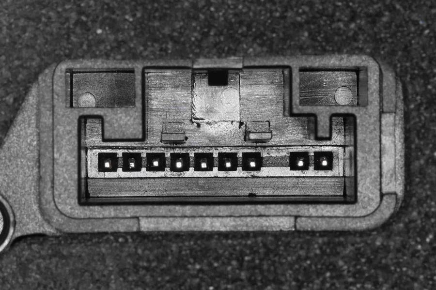 Vemo V10-85-0187 - Zamek drzwi
