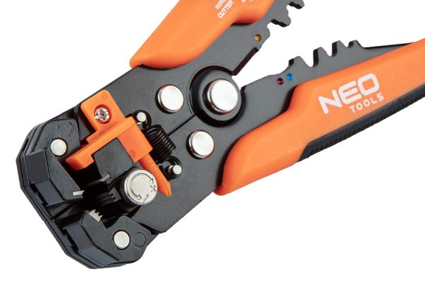 NEO TOOLS 01-540 - AUTOMATYCZNY ŚCIĄGACZ IZOLACJI 200 MM. CZOŁOWY