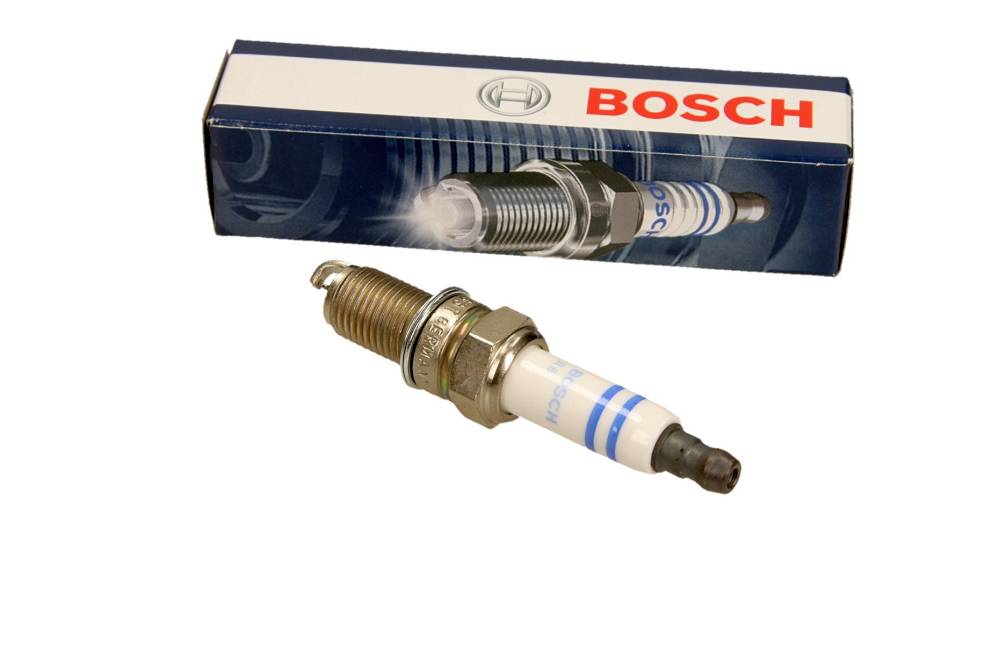 BOSCH 0 242 135 563 - ŚWIECA ZAPŁONOWA 500X 1.6 14-