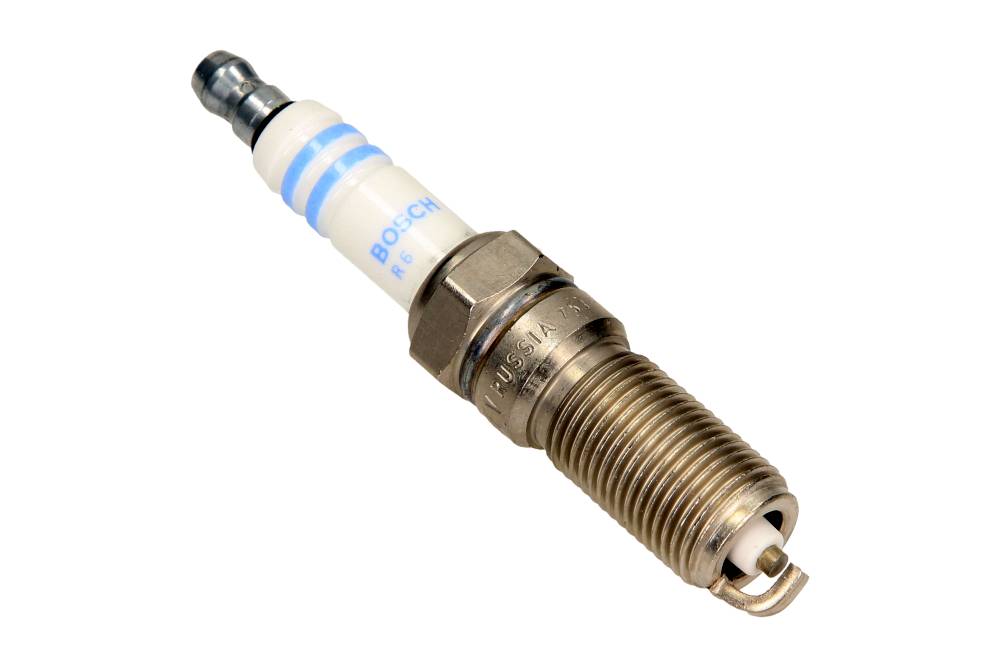 BOSCH 0 242 236 633 — Świeca zapłonowa