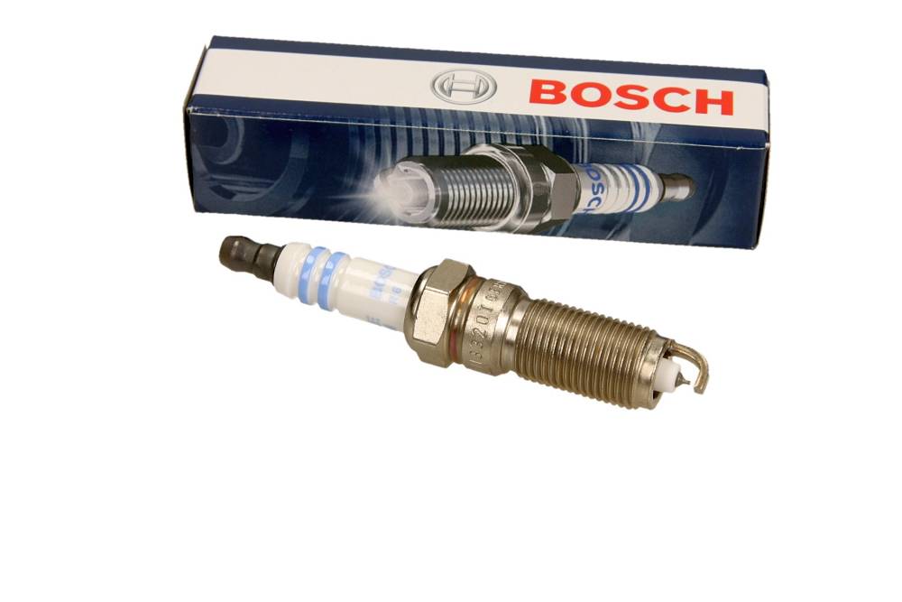 BOSCH 0 242 236 683 — Świeca zapłonowa
