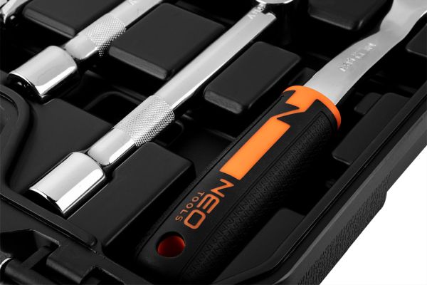 TOPEX 10-042 - ZESTAW NARZEDZIOWY 1-2 56 ELEMENTÓW CRV NEO TOOLS