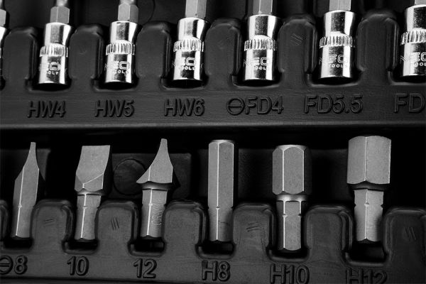 NEO TOOLS 10-062 - KLUCZE NASADOWE. 1-4. 1-2. CRV. ZESTAW 94 SZT.