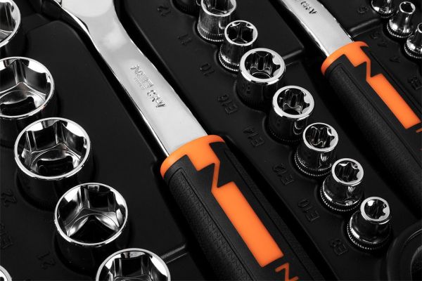 NEO TOOLS 10-076 - ZESTAW NARZĘDZIOWY 1-4. 3-8. 1-2. 219 EL.
