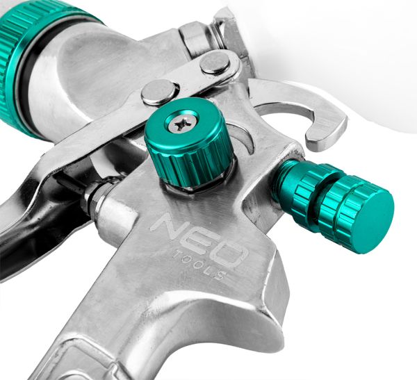 NEO TOOLS 14-700 - PISTOLET LAKIERNICZY GÓRNY ZBIORNIK 0.6 L. DYSZA 1.4 MM. HVLP