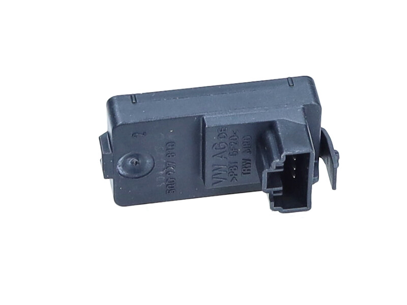 VAG 5Q0 927 810 A - CZUJNIK PEDAŁU SPRZĘGŁA AUDI A3 15-