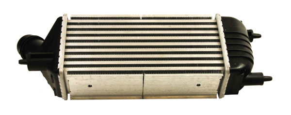 Maxgear AC630108 - INTERCOOLER CITROEN JUMPY 2.0HDI 07-- C8 02-- EXPERT 07-- 807 02-