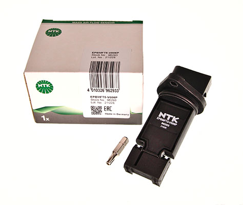 NTK 96293 - PRZEPŁYWOMIERZ POWIETRZA BMW 1 E81 1.8 06-