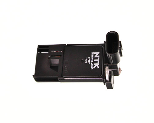 NTK 97697 - PRZEPŁYWOMIERZ POWIETRZA WKŁAD SUBARU IMPREZA 2.0 98-