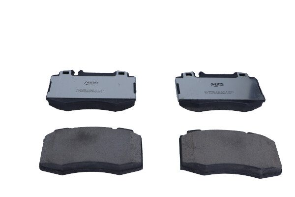 QUARO QP4588C - KLOCKI HAM. DB P. W211 320-500-CLS 02- QUARO SILVER CERAMIC