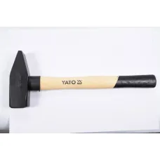 YATO YT-4500 — MŁOTEK ŚLUSARSKI 2000G