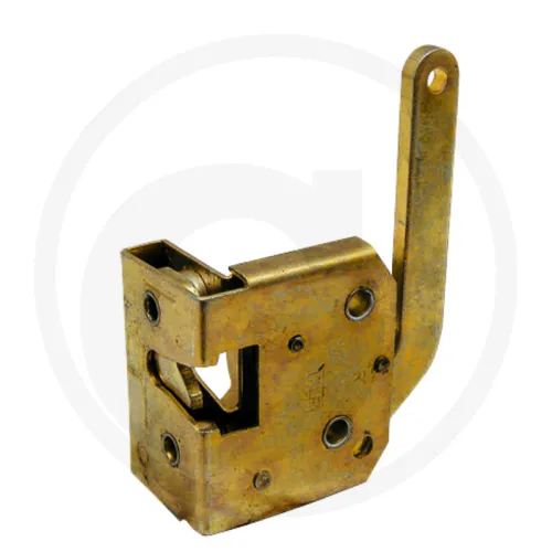 Zamek drzwi Deutz  DX 3.10, 3.30, 3.50, 3.60, 3.65, 3.70, 3.80  AgroPrima 4.31, 4.51, 4.56, 6.06, 6.16  AgroXtra 3.57, 4.07, 4.17, 4.47, 4.57, 6.07, 6