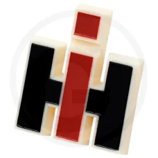  65402137 — Emblemat Case IH  323, 383, 423, 433, 453, 533, 633, 733, 833 Akcesoria do maski