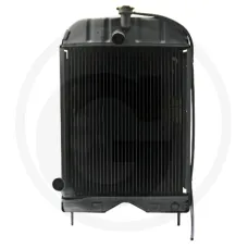 GRANIT 74715028 — Chłodnica Massey Ferguson  133, 135, 140, 145, 148