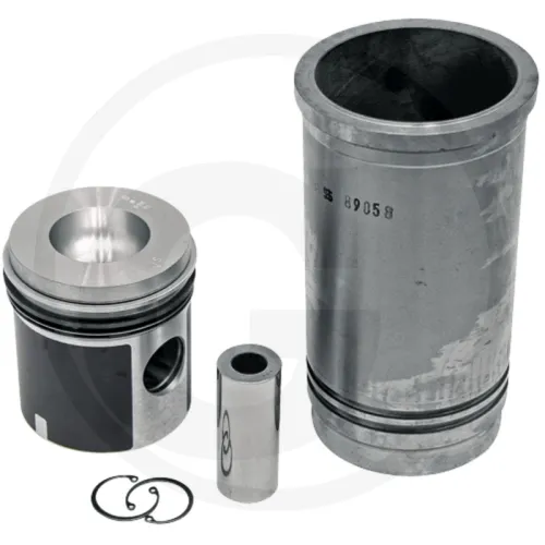 Piston set complete Zetor  7711T, 7320, 7340, 7321, 7341, 7745T  Engine s: 7701, 7901 Supplied with O-ring 3 rings, Ø 102 mm  gudgeon pin Ø 35 x 85