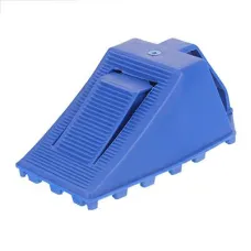 POLSKA PRODUKCJA 000W2201H — KLIN POD KOŁA L=200MM PLASTIKOWY MIX KOLORÓW