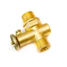  0050552110 — KRANIK PALIWA C-330, C-360 PRZY ZBIORNIKU, M16X1,5 / M16X1,5 / WCISKANY