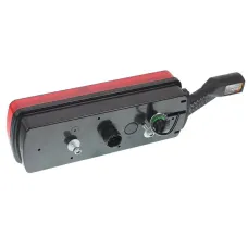 SERTPLAS 0350LQ1L — LAMPA TYLNA ZESP. 6-SEGM. LEWA (TRÓJKĄT + OBRYSÓWKA) - Z GNIAZDEM OKRĄGŁYM