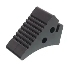 POLSKA PRODUKCJA 150053 — KLIN POD KOŁA L=165MM GUMOWY CZARNY, OBCIĄŻENIE DO 3,5T