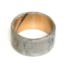 GMP 1664491M1 — TULEJA ŁOŻYSKA POMPY PODNOŚNIKA MF-3, MF-4
