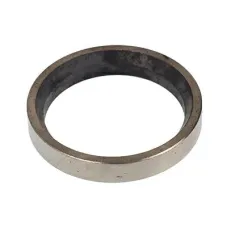 ORYGINALNE 2451003018B1 — GNIAZDO ZAWORU WYDECHOWEGO MTZ 33/39X44X8MM