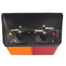  FP209P — LAMPA TYLNA ZESP. PRAWA T-25, METALOWA