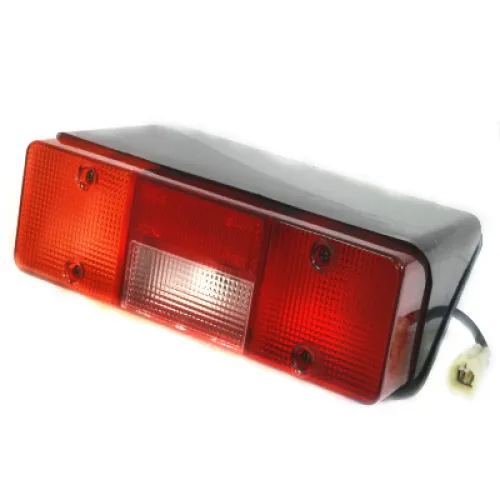 LAMPA TYLNA ZESP. 4-SEGM. LEWA JOHN DEERE - Z PRZEWODEM