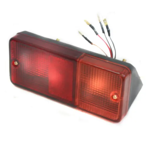 LAMPA TYLNA ZESP. 3-SEGM. LEWA NEW HOLLAND