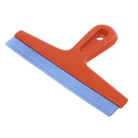 ŚCIĄGACZKA DO WODY 240MM PROSTA STANDARDOWA