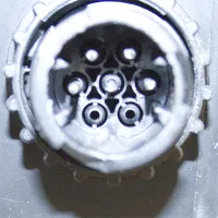 LAMPA TYLNA ZESPOLONA VOLVO PRAWA