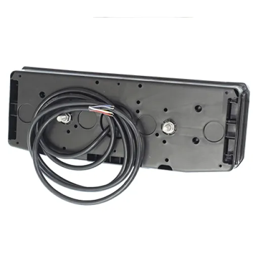 LAMPA TYLNA ZESPOLONA DIODOWA LEWA Z PRZEWODEM, 12/24V